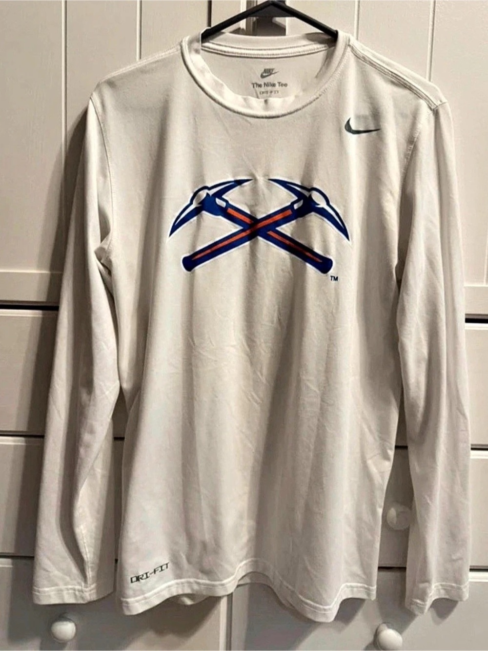 Nike The Nike Tee Dri-FIT Long Sleeve Graphic Tee White & Blue Medium